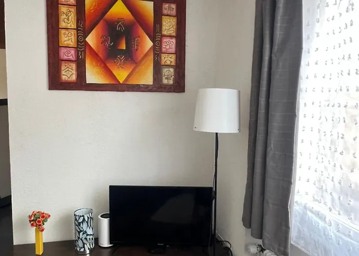 Apartamento Charmante, Gemuetliche In Toplage An Der Aare & Altstadt In Gehdistanz Berna